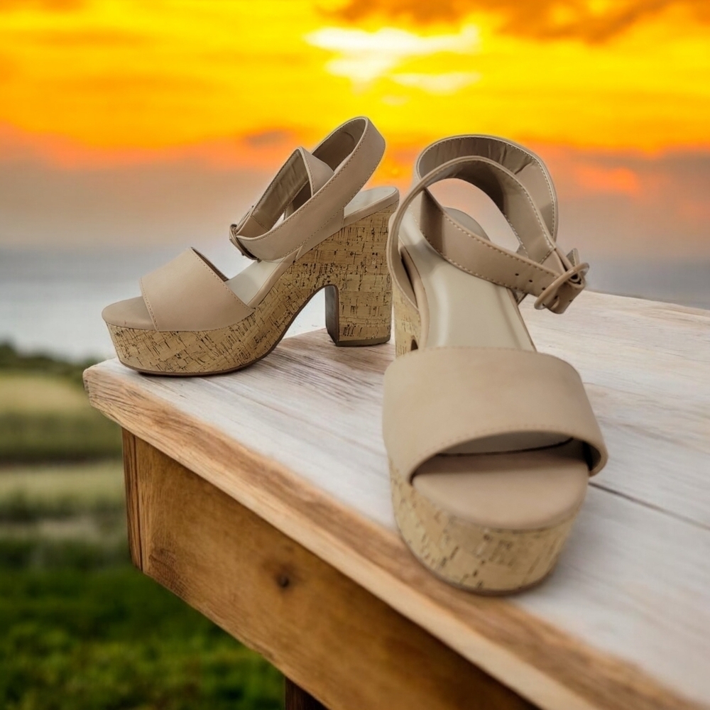 Y. Not? Women's size 8M Beige cork wedged strappy heels. SEE Pics - Picture 6 of 12